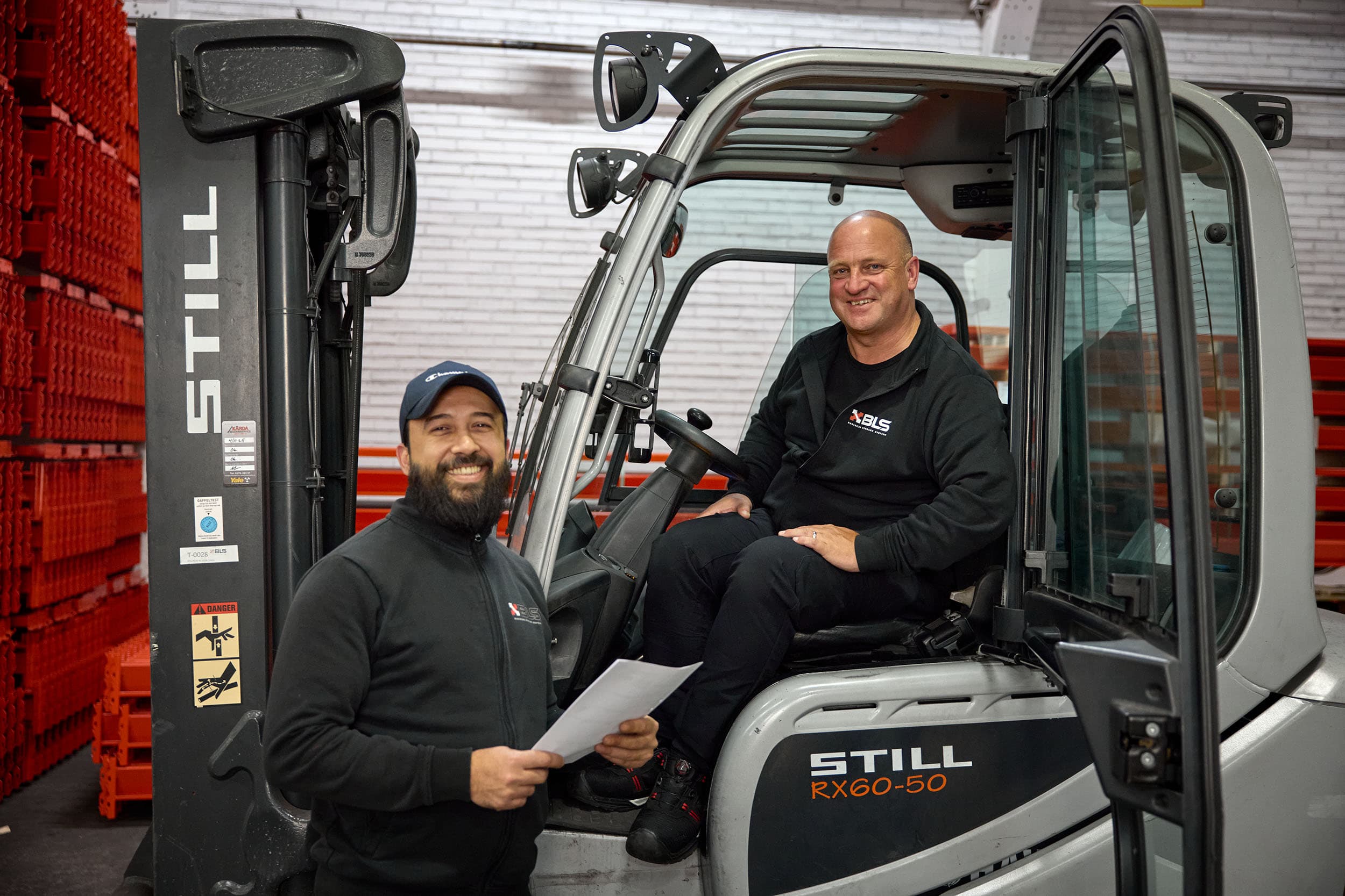 Vi söker dig som har: